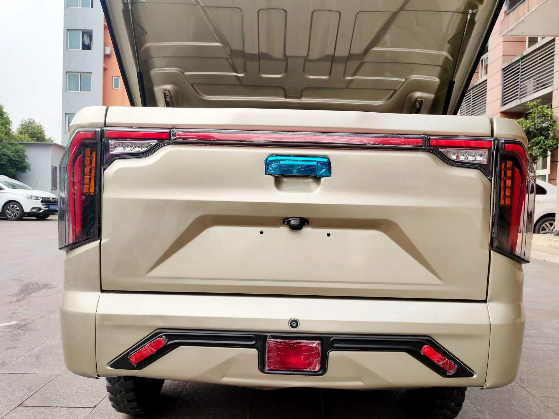 High capacity Three seats areas passenger use tricycle